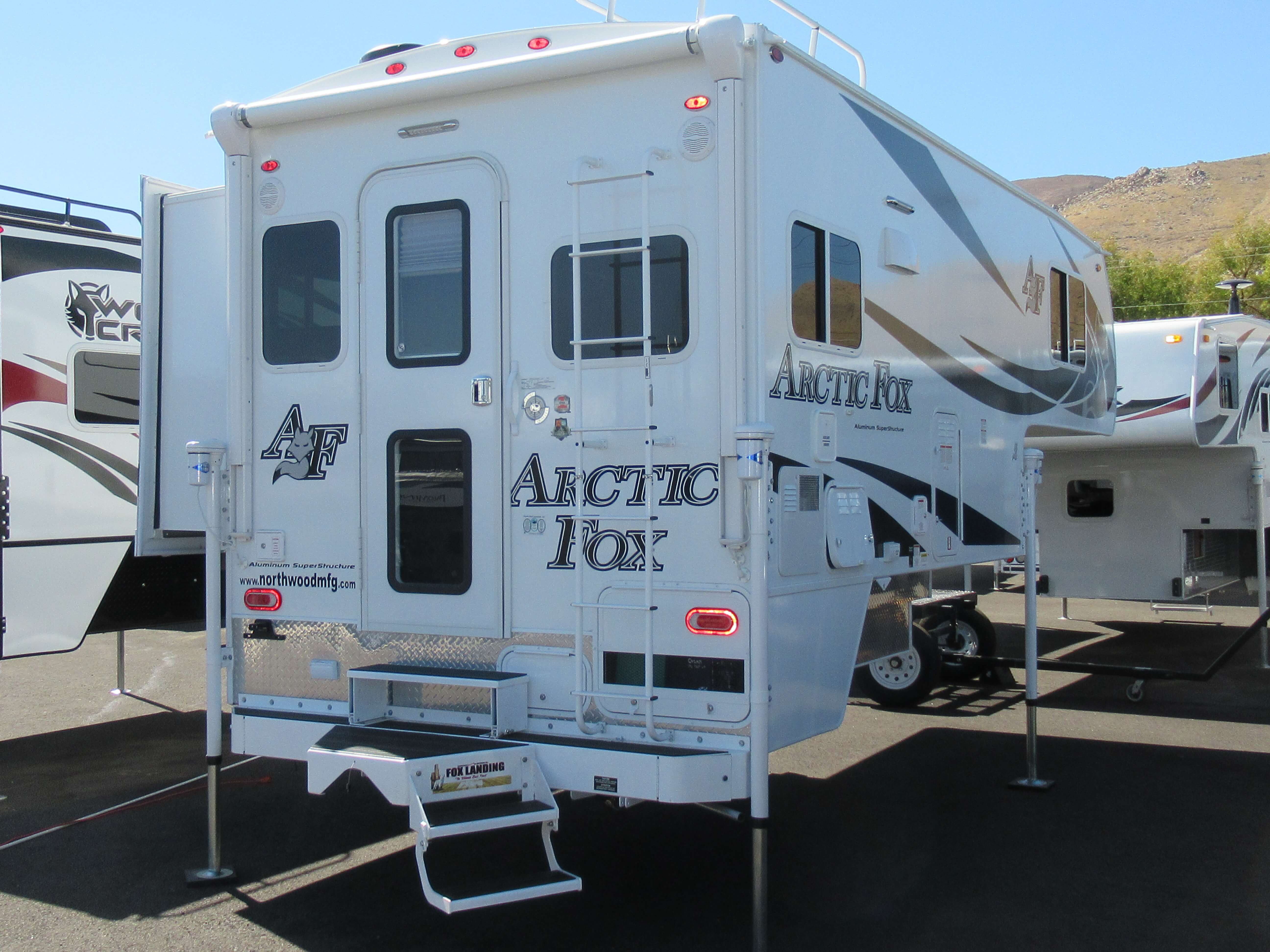 IMG_08821 Custom Truck Accessories