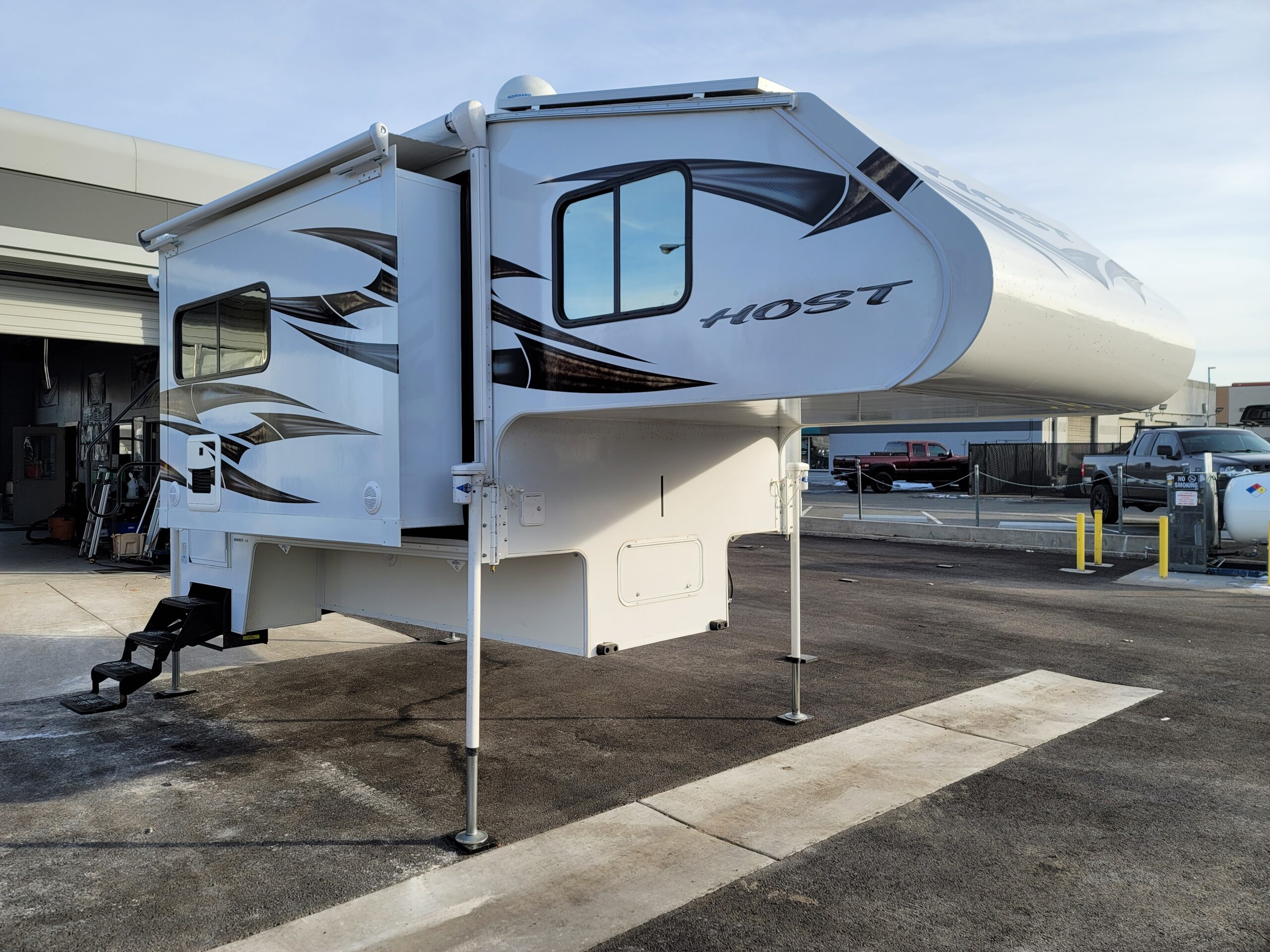 PIC2 Custom Truck Accessories