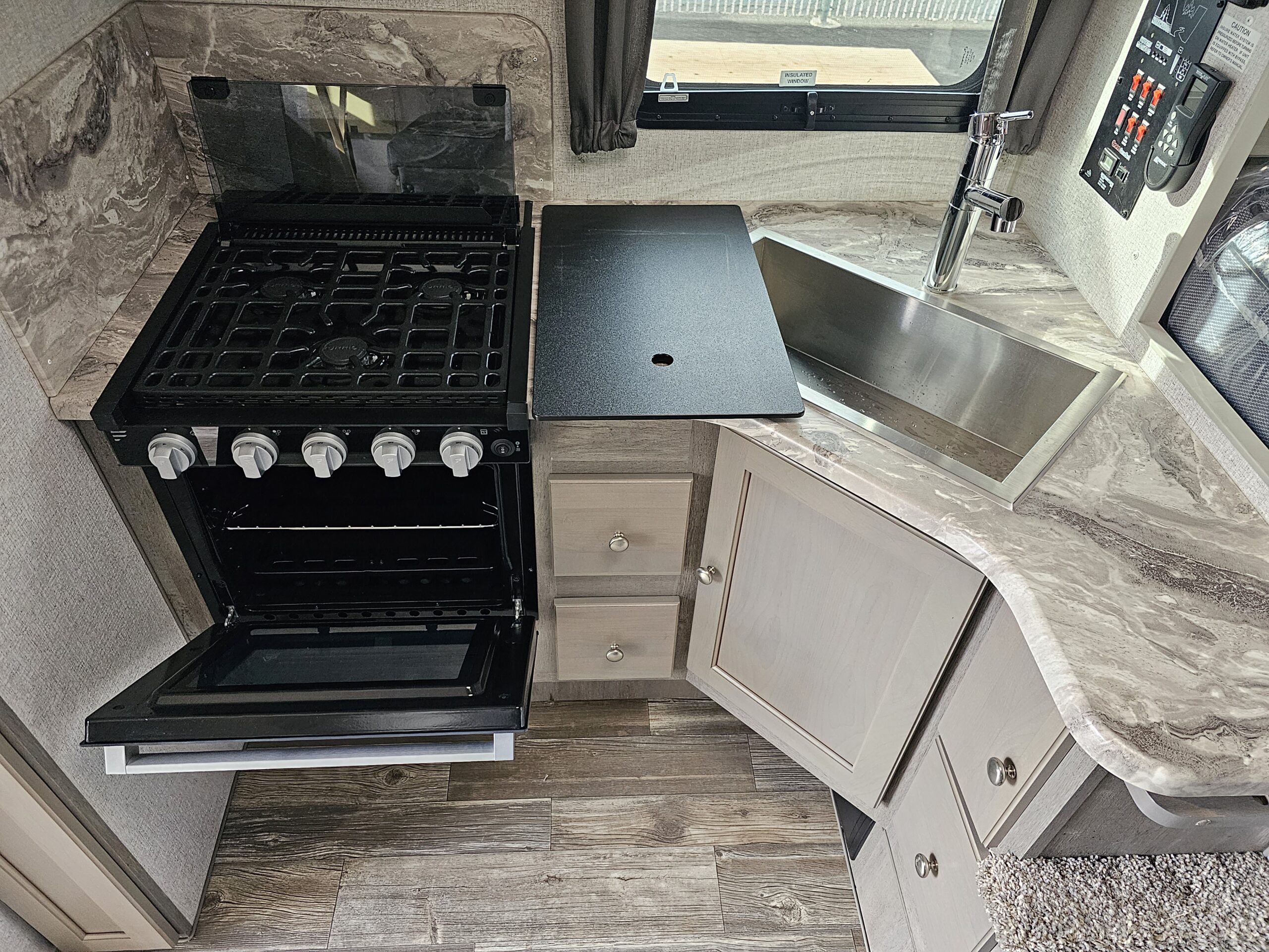 20231121_143206 Custom Truck Accessories