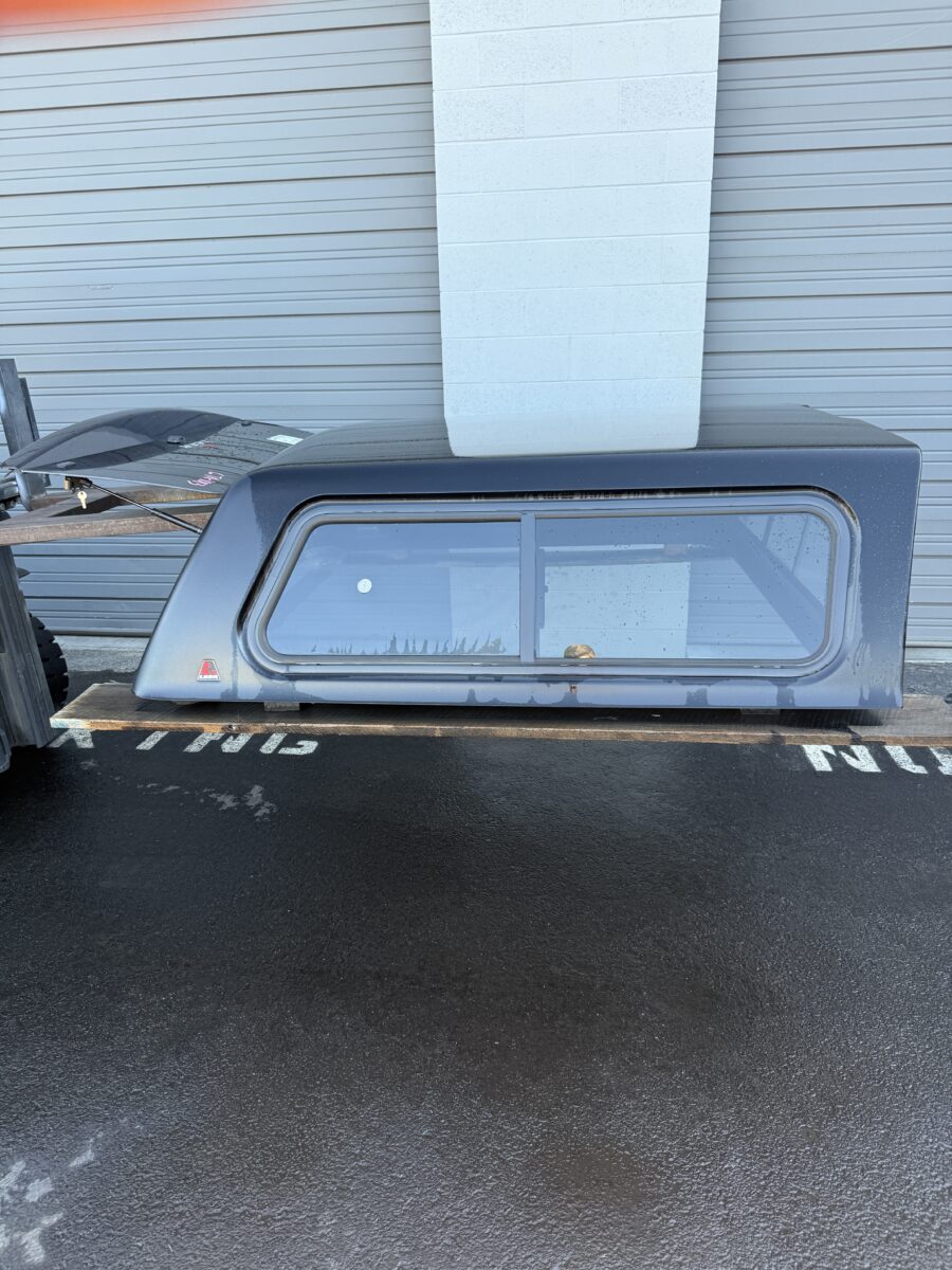 LEER 100XR RXF Textured Black camper shell — Ram 1500